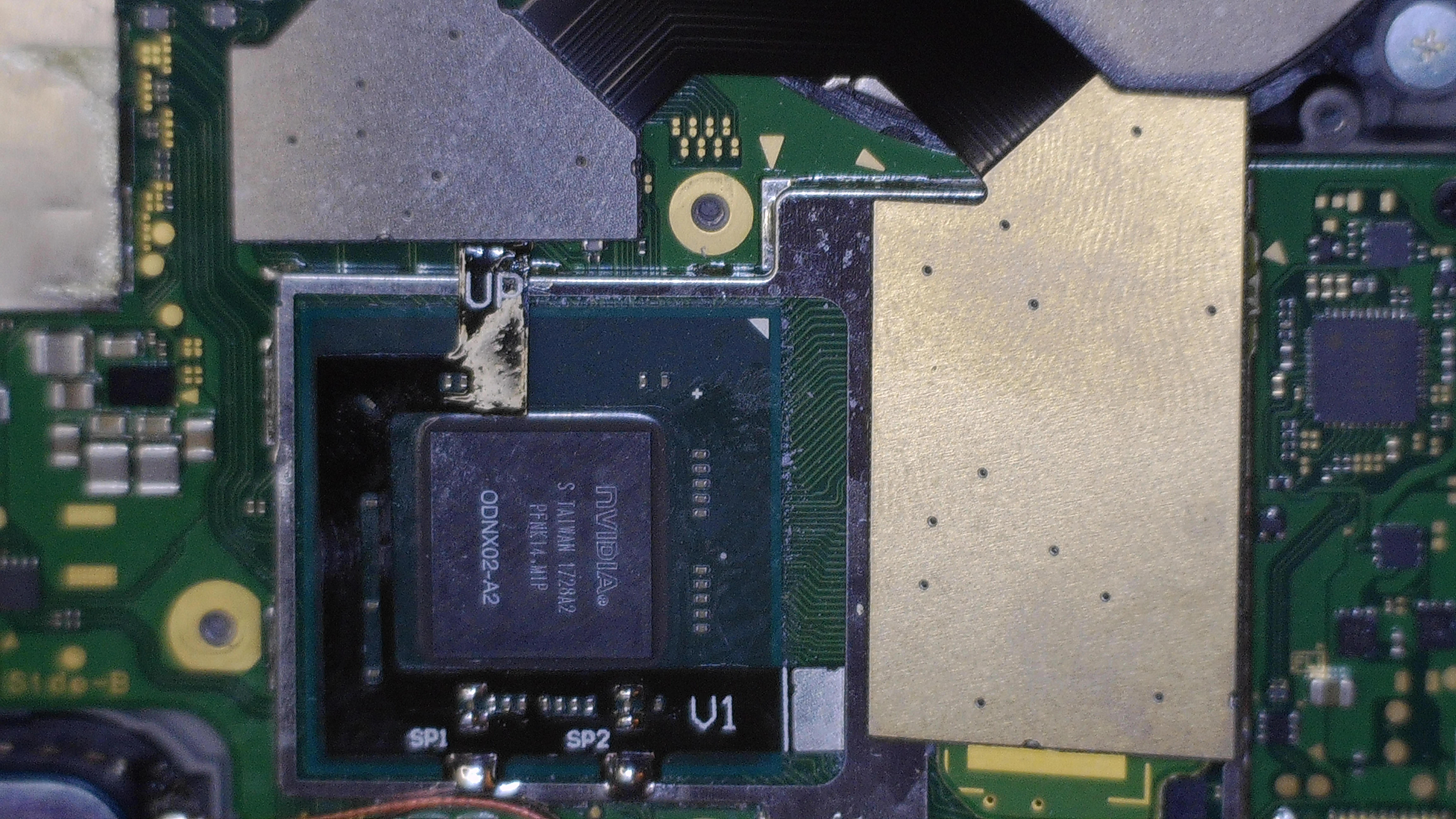 Nintendo Switch con modchip Picofly installato a Torino